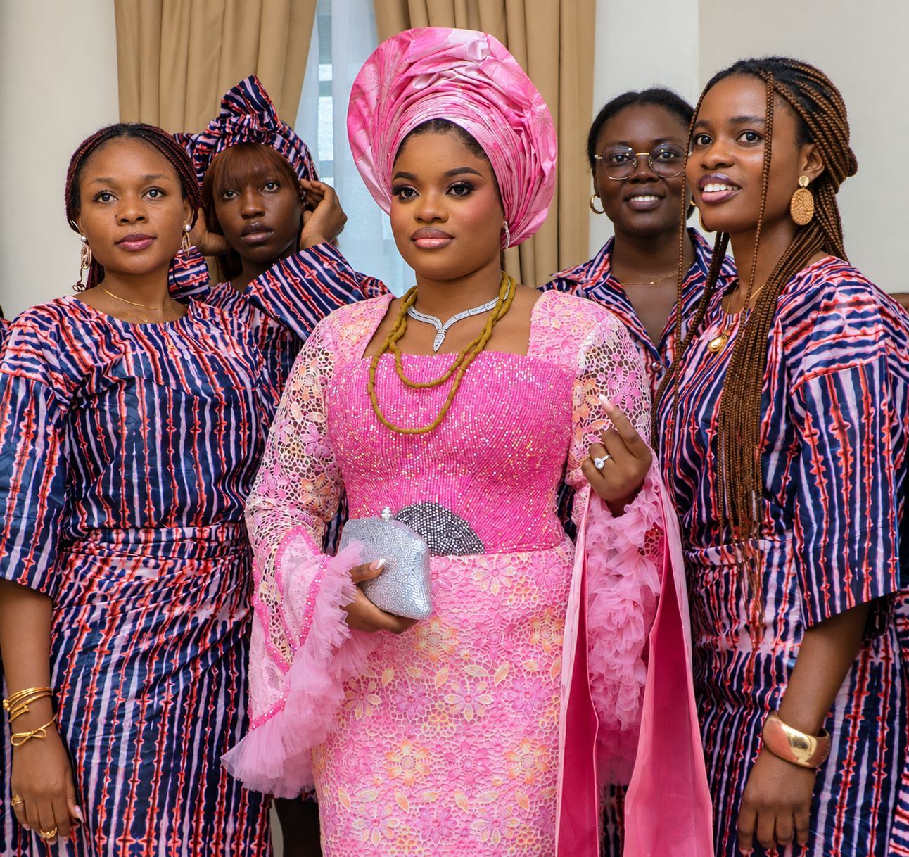 Oyiza with her bridal party at the introduction